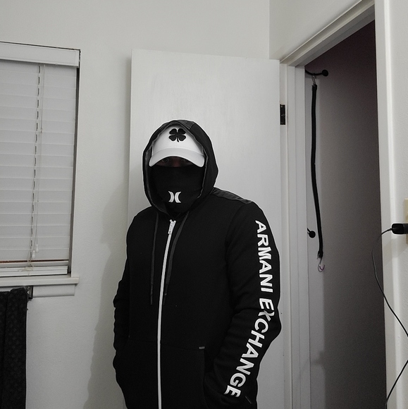 Meet your Posher, Joe - Picture 5 of 12